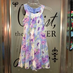 Adorable girls dress size 8